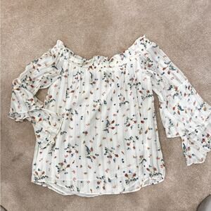 WAYF Floral Off-Shoulder Blouse - White, size L